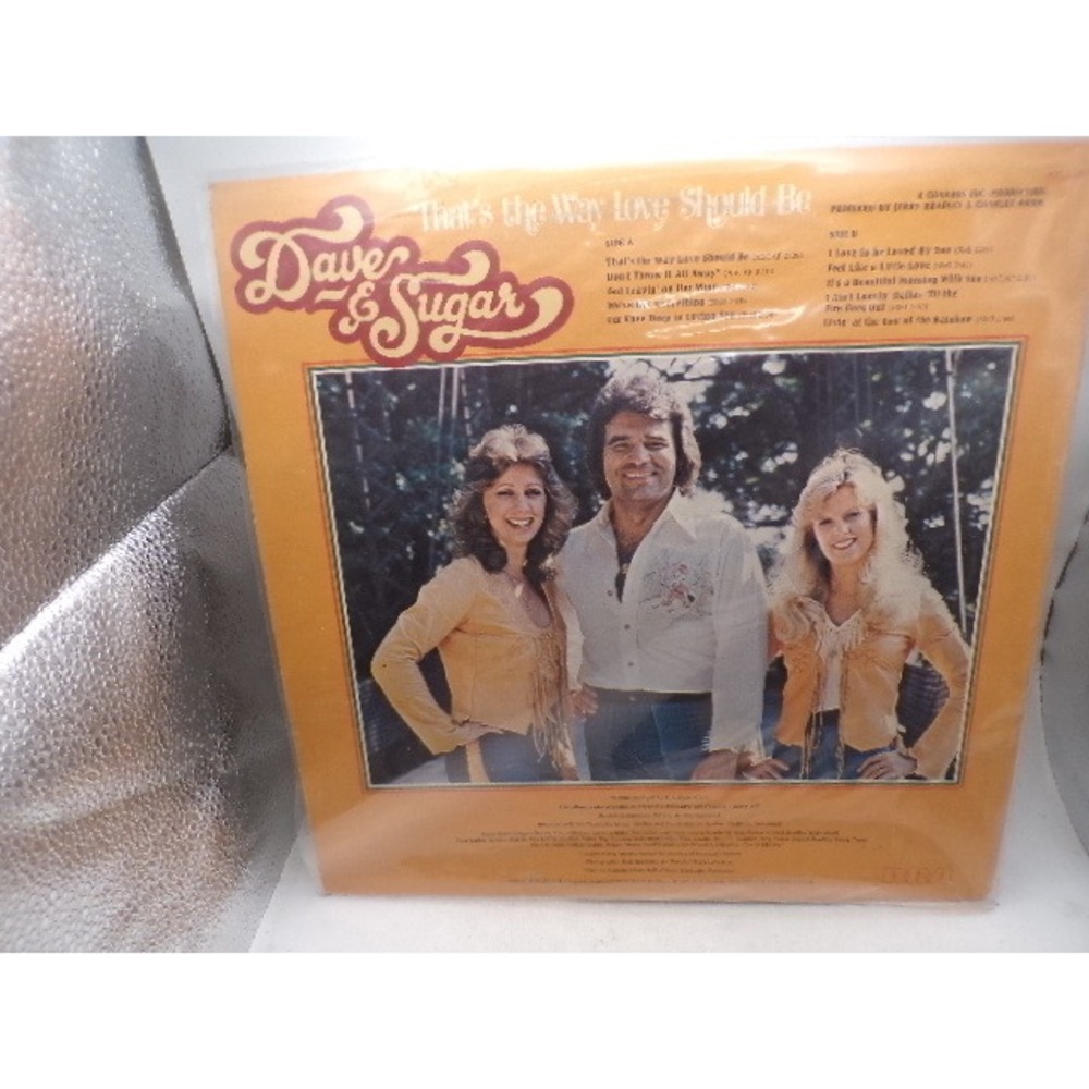 Dave & Sugar That's the Way Love Should Be Vinyl LP Record RCA APL1-2477 1977 - Picture 2 of 3